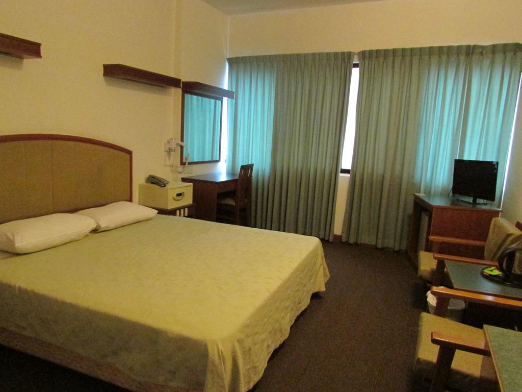 Hotel Supreme Singapore Esterno foto